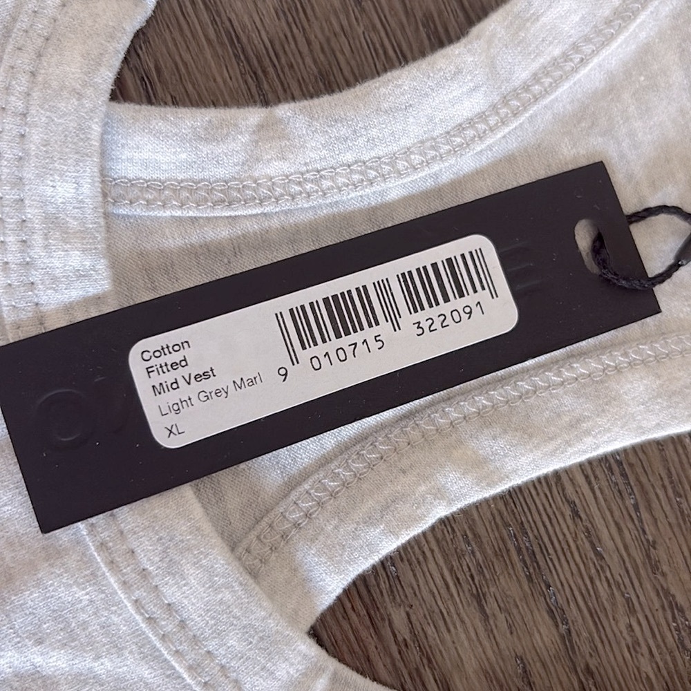 NWT [Oner Active] Fitted Racerback Cropped Light Grey Tank Top Women’s X-Large - Picture 11 of 15